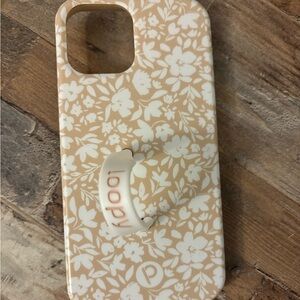 Loopy Case Cream and White